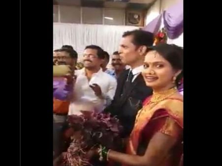 Union Budget 2018 के बाद सोशल मीडिया पर वायरल हो रहा है शादी का यह वीडियो, जानें वजह