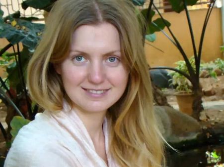 सत्य साईं की अनुयायी बनने के बाद रूसी महिला की मौत, हफ्तों से थी वृत पर