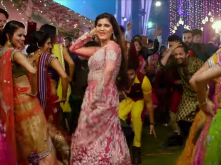 विवादों में घिरा सपना चौधरी का पहला बॉलीवुड गाना, मेकर्स को मिला कानूनी नोटिस