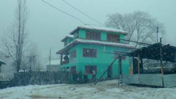 SPECIAL REPORT: गुस्से में हैं चरमपंथी हमले में मारे गए कश्मीरी सैनिकों के घरवाले