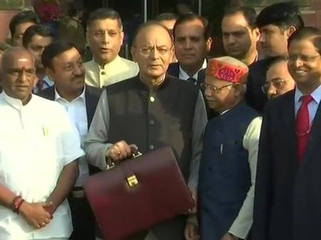 #UnionBudget2018: मोदी के मंत्री ने बजट पर उठाए सवाल, जानिए क्या कहा...