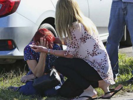 #FloridaShooting: धमकी देने की वजह से स्‍कूल से निकाला गया था हमलावर