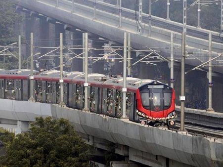 पतंग के मंझे ने एक महीने में 3 बार रोकी लखनऊ मेट्रो की रफ्तार