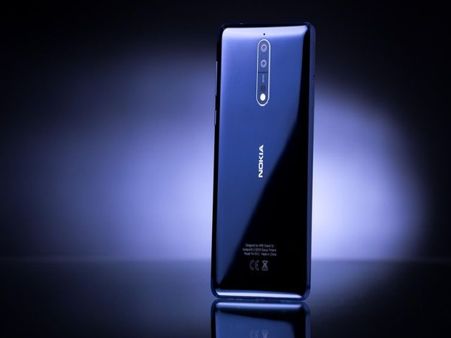 8,000 रुपये सस्ता हुआ Nokia 8, दूसरे फोन पर भी मिल रही छूट