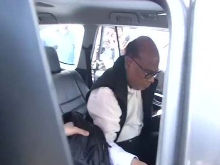 Rotomac पेन के मालिक विक्रम कोठारी और उसके बेटे राहुल को 11 दिन की रिमांड पर भेजा