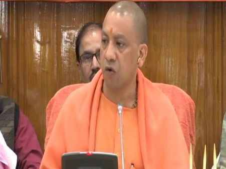 हार का असर: सीएम योगी ने रद्द किए सभी कार्यक्रम, अधिकारियों की बुलाई बैठक