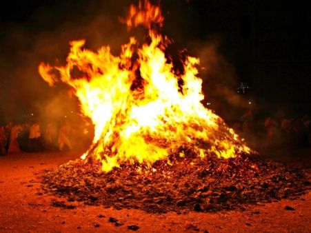 Holi 2018: फाल्गुनी पूर्णिमा का व्रत आज, जानें पूजा विधि और मुहूर्त