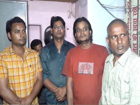 एक्सपायर हो चुकी दवाओं की नई पैकिंग कर 8 साल से बेच रहे थे 'जहर', पकड़े गए