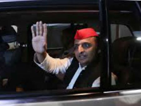 UP By-Election Result:बबुआ अखिलेश के लिए बुआ माया ने भिजवाई थी ब्लैक मर्सेडीज