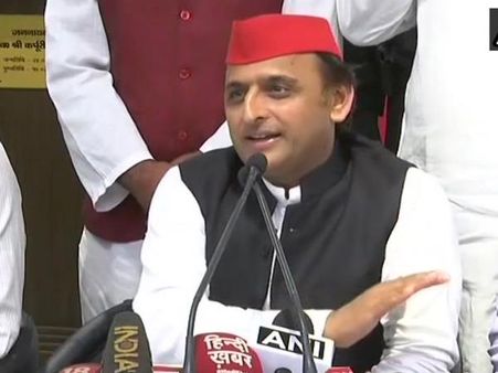 ईवीएम में गड़बड़ी ना होती तो सपा दर्ज करती बहुत बड़ी जीत: अखिलेश यादव