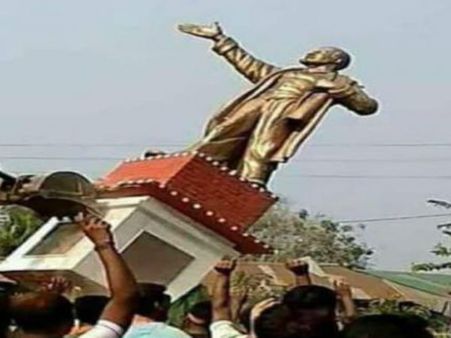 Tripura: भाजपा समर्थकों ने बुल्डोजर से तोड़ी व्लादिमीर लेनिन की मूर्ति, देखें Video