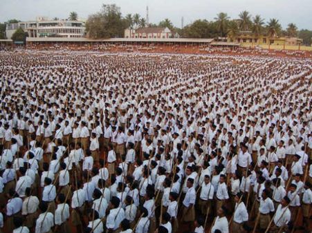 RSS का वो चक्रव्यूह, जिसमें घिर गए त्रिपुरा के माणिक सरकार और भाजपा को मिला प्रचंड बहुमत