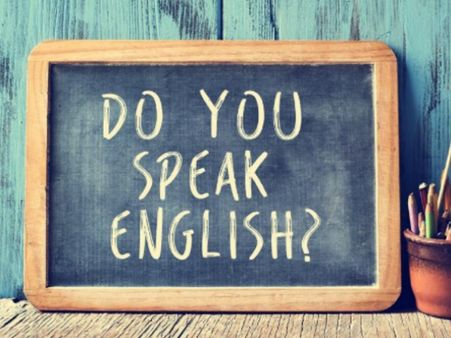 English Language Day: दुनिया को एक-दूसरे से जोड़ने वाली भाषा है अंग्रेजी