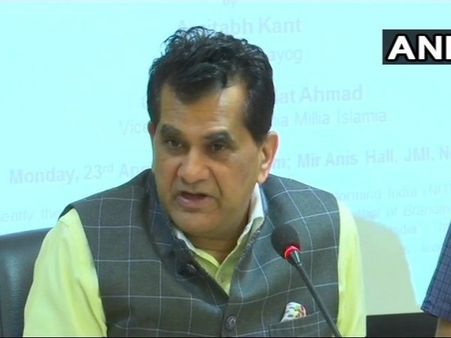 राजद और नीतीश के निशाने पर आए अमिताभ कांत, नीति आयोग ने दी सफाई