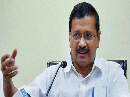दिल्ली में बिजली कटने पर हर घंटे का 50 रुपये हर्जाना देंगी कंपनियां