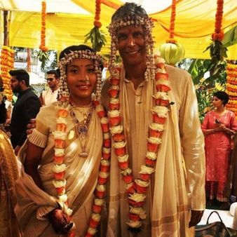 मिलिंद सोमन की दीवानी क्यों हो जाती हैं लड़कियां