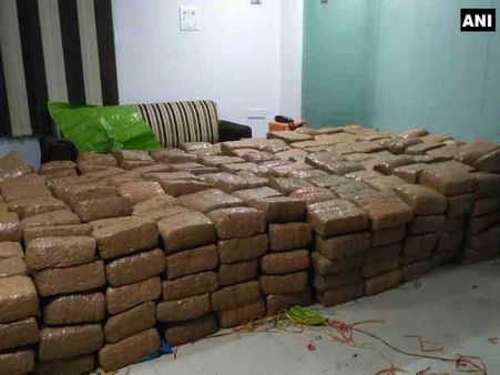 आंध्र प्रदेश: विजयवाड़ा में दो करोड़ का गांजा जब्त, दो तस्कर गिरफ्तार