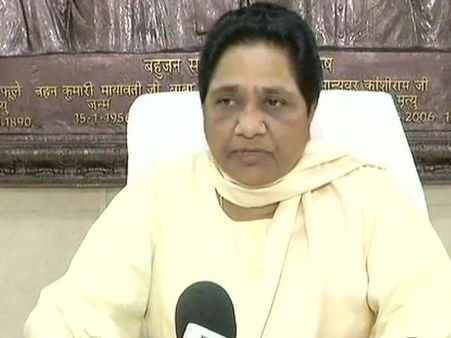 बसपा में बड़ा उलटफेर, राजभर बने महासचिव, कुशवाहा को बनाया प्रदेश अध्यक्ष