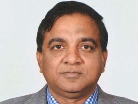 मक्का मस्जिद ब्लास्ट में फैसला सुनाने के बाद इस्तीफा देने वाले जज रविंद्र रेड्डी को हाईकोर्ट ने कहा- काम पर लौटें