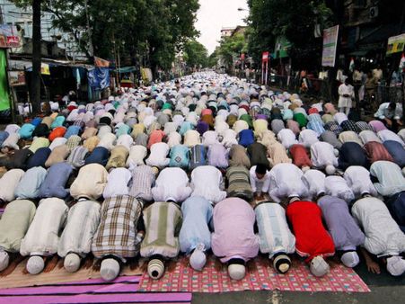 नमाज के दौरान हंगामा करने वाले 6 आरोपियों को जमानत, हिंदू संगठनों ने किया ये ऐलान