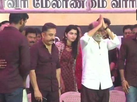 कावेरी मुद्दे पर TN की मांग के लिए IPL में CSK को काला बैज पहन कर खेलना चाहिए: रजनीकांत