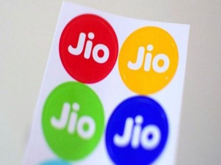 जियो का एक और धमाका, IPL मैचों में ग्राहकों को मिलेगी ये सुविधा