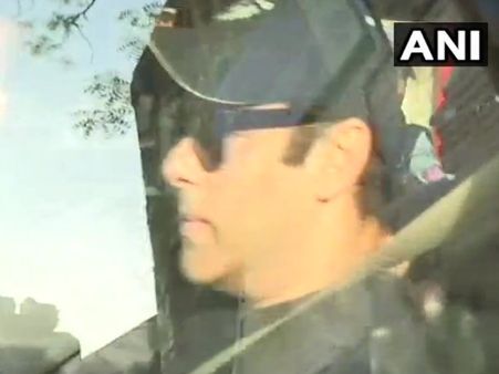 हिरण शिकार केस: जोधपुर सेंट्रल जेल से रिहा हुए सलमान खान