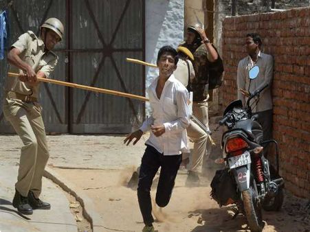 भारत बंद: मेरठ, गाजियाबाद और आगरा में स्कूल बंद, इंटरनेट सेवा पर लगी रोक