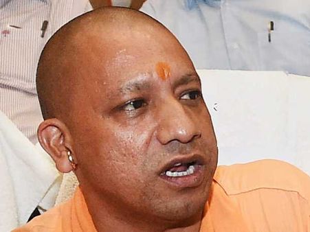 उन्नाव गैंगरेप पर टूटी सीएम आदित्यनाथ की चुप्पी, कहा- अपराधी कोई भी हो बख्शा नहीं जाएगा