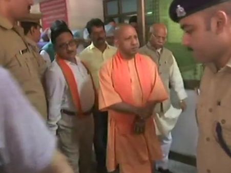 #KushinagarAccident: सीएम योगी की सख्त कार्रवाई, एक साथ कई अधिकारियों को किया सस्पेंड