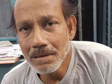 चलती बस के भीतर युवक करने लगा हस्तमैथुन, 15 दिन पहले महिला के सामने उतार दी थी पैंट