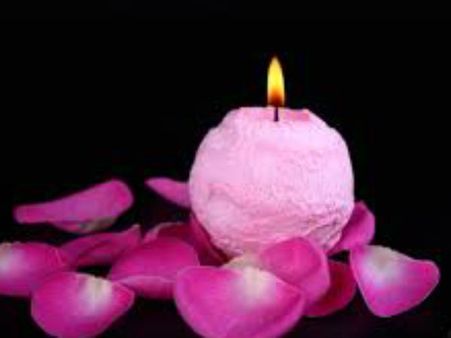 Feng Shui: रंग-बिरंगी मोमबत्ती खोलती है समृद्धि के द्वार