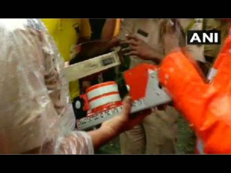 मुंबई विमान हादसा: चार्टर्ड प्लेन का ब्‍लैक बॉक्‍स मिला, 5 लोगों की हुई थी मौत