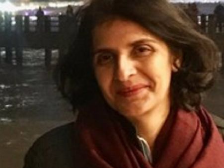 लाहौर से अगवा पाकिस्‍तानी जर्नलिस्‍ट गुल बुखारी सुरक्षित घर लौटी, सेना की आलोचक हैं