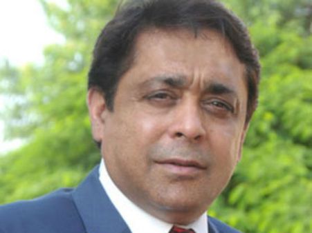 कौन हैं संदीप बख्शी जिन्हें चंदा कोचर के बाद दी गई है ICICI बैंक की कमान