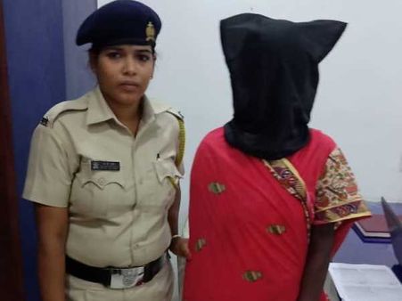 काले रंग और खाने को लेकर मारते थे ताने, पूरे परिवार को प्रसाद में दिया जहर, पांच की मौत, 80 बीमार