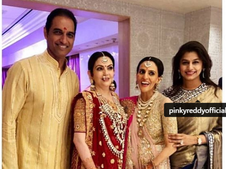 बेटे आकाश की प्री-एंगेजमेंट सेरेमनी में जमकर थिरकीं मां नीता अंबानी, डांस का वीडियो वायरल