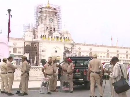ऑपरेशन ब्लू स्टार की बरसी पर अमृतसर में भारी सुरक्षा व्यवस्था, चप्पे-चप्पे पर पुलिस तैनात