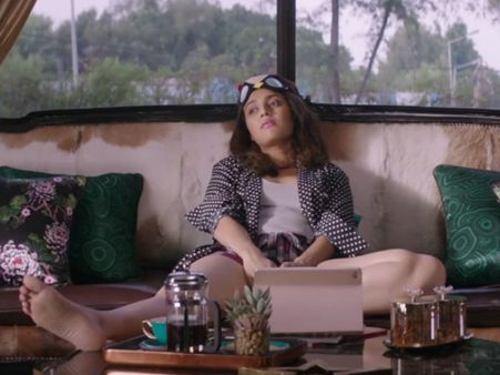 मास्टरबेशन सीन पर स्वरा भास्कर का जवाब, कहा-समाज में लड़कियों की यौन इच्छाएं अपराध