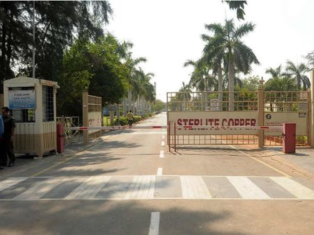 तूतीकोरिन: स्टरलाइट संयंत्र के गोदाम में सल्फ्यूरिक एसिड का रिसाव, हड़कंप मचा