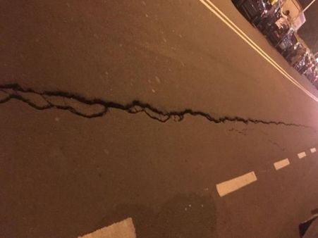 मुंबईः अंधेरी हादसे के बाद दूसरे पुल में आई बड़ी दरार, बड़ा हादसा टला