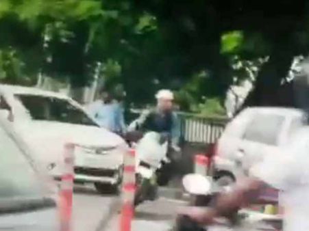 लखनऊ: हत्या और कैश वैन लूटने वाले बदमाश का वीडियो आया सामने, सफेद रंग की बाइक पर हुआ था फरार