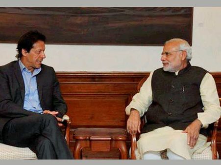 Pakistan Election 2018: पीएम मोदी को शपथ ग्रहण पर इनवाइट करेंगे नए वजीर-ए-आजम इमरान खान!  