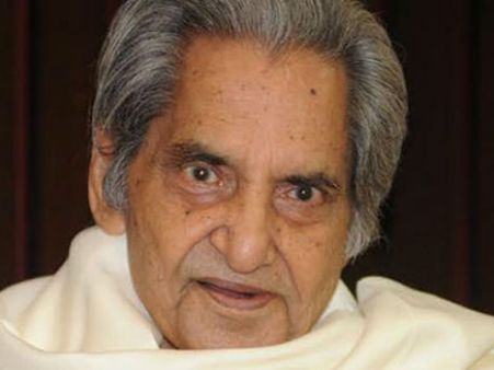 कारवां गुजर गया...... से रातों-रात स्टार बने थे कवि गोपालदास नीरज, जानिए उनकी खास बातें...