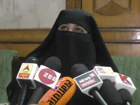 मुस्लिम संगठन का एलान- निदा की चोटी काटने वाले को मिलेगा 11,786 रुपए का इनाम