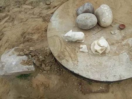 इलाहाबाद: अंबेडकर मूर्ति के बाद झूंसी में तोड़ा गया शिवलिंग, इलाके में तनाव