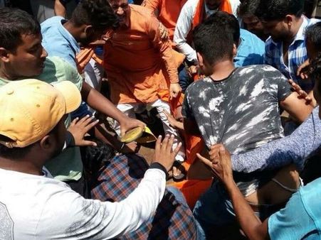 स्वामी अग्निवेश पर भाजपा कार्यकर्ताओं के हमले का वीडियो आया सामने