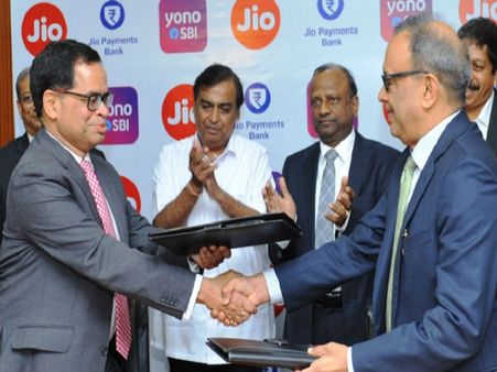 JIO और SBI में हुई बड़ी साझेदारी, जानें आपको कैसे होगा इससे फायदा?