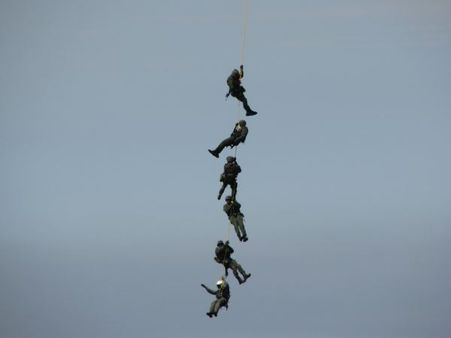 आतंकवाद और खतरों से निपटने के लिए देश को आज मिलेगी पहली महिला SWAT टीम, जानिए 5 बड़ी बातें