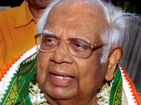 सोमनाथ चटर्जी का निधन, राष्ट्रपति-प्रधानमंत्री समेत राजनीतिक जगत ने जताया शोक